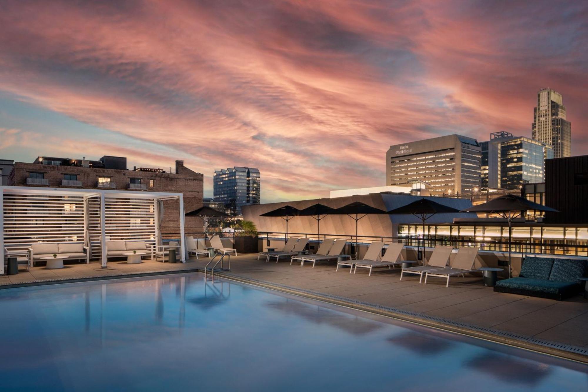 Omaha Marriott Downtown At The Capitol District Exterior foto