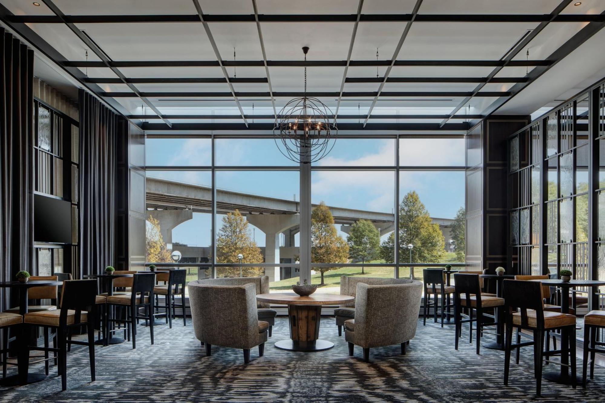 Omaha Marriott Downtown At The Capitol District Exterior foto