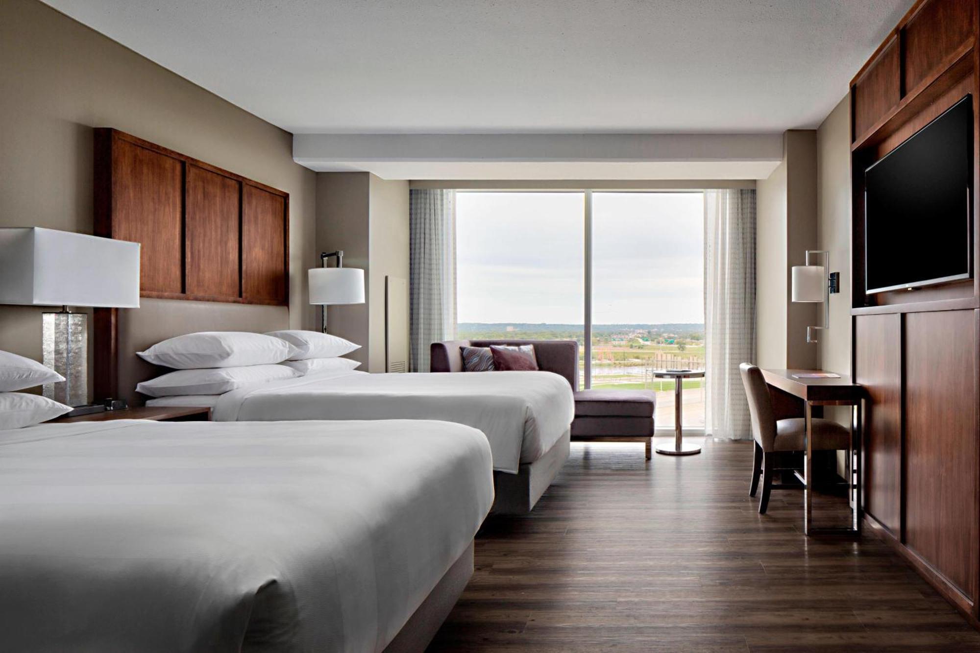 Omaha Marriott Downtown At The Capitol District Exterior foto